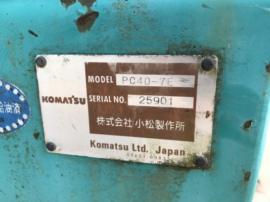 Komatsu PC40-7E Cabin Breaker Very good condition from Japan Komatsu PC40-7E Cabin Breaker Very good condition from Japan
