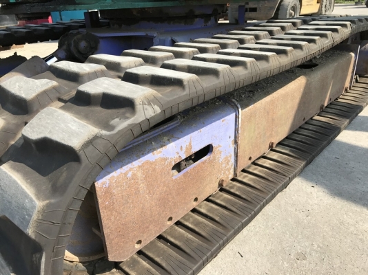 Komatsu PC40-7E Cabin Breaker Very good condition from Japan Komatsu PC40-7E Cabin Breaker Very good condition from Japan