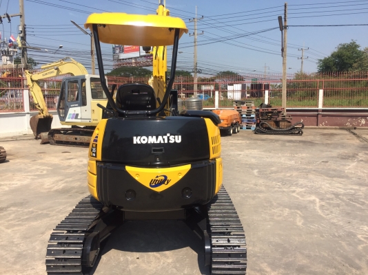 รถขุด Komatsu PC35MR-1 มือสองนำเข้าจากญี่ปุ่น ทำสีใหม่ สภาพพร้อมใช้งาน