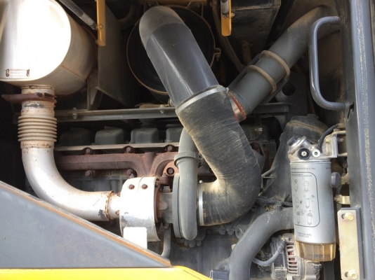 รถตัก TCM/Hitachi รุ่น ZW310-A ปี 2010 (ขนาดเท่ากับ Cat 966H) นำเข้าจากญี่ปุ่น ราคาไม่แพงครับ รถตัก TCM/Hitachi รุ่น ZW310-A ปี 2010 (ขนาดเท่ากับ Cat 966H) นำเข้าจากญี่ปุ่น ราคาไม่แพงครับ