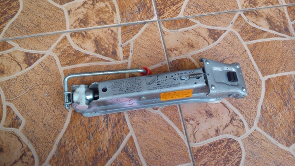 แม่แรง BENZ แบบมิเนียม