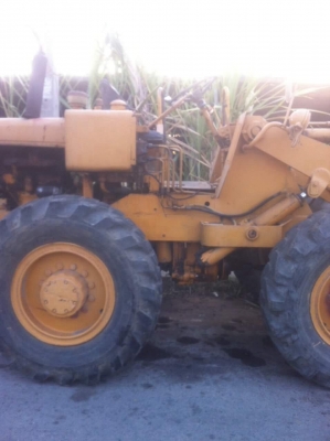 ขายรถตัก ล้อยาง ขายรถตัก ล้อยาง