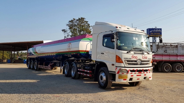 ขาย HINO MEGA FM2P 380 แรงม้า ปี 52 หัวลาก แทงค์ 40,000 ลิตร พร้อมแยกขายหัวหาง ราคาคุยกัน สภาพพร้อมใ