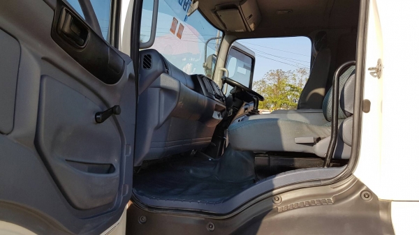ขาย HINO MEGA FM2P 380 แรงม้า ปี 52 หัวลาก แทงค์ 40,000 ลิตร พร้อมแยกขายหัวหาง ราคาคุยกัน สภาพพร้อมใ
