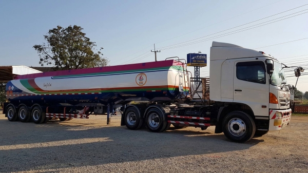 ขาย HINO MEGA FM2P 380 แรงม้า ปี 52 หัวลาก แทงค์ 40,000 ลิตร พร้อมแยกขายหัวหาง ราคาคุยกัน สภาพพร้อมใ ขาย HINO MEGA FM2P 380 แรงม้า ปี 52 หัวลาก แทงค์ 40,000 ลิตร พร้อมแยกขายหัวหาง ราคาคุยกัน สภาพพร้อมใ