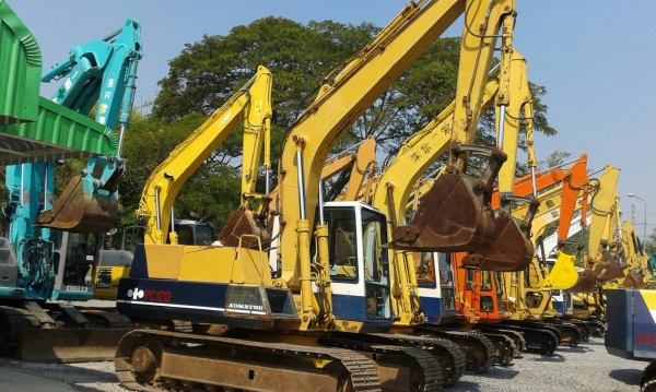 ต้องการขายรถขุดยี่ห้อ KOMATSU-PC120-3 รถนอกนำเข้าจากญี่ปุ่น