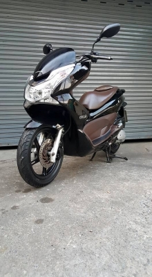 HONDA PCX 125i IDLING STOP ทะเบียนสวย 101 กรุงเทพ รถสภาพเดิมๆพร้อมใช้งาน  ฟรีค่าโอน