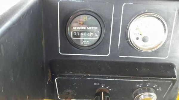 ขายค่ะ..KOMATSU D20P-7E  รถบ้าน ฝากขาย สภาพสวย  เครื่องปั๊มดี เอกสารอินวอยครบ..ลองระบบกันได้ทุกวัน โทร 089-3818694  ดวงนภา