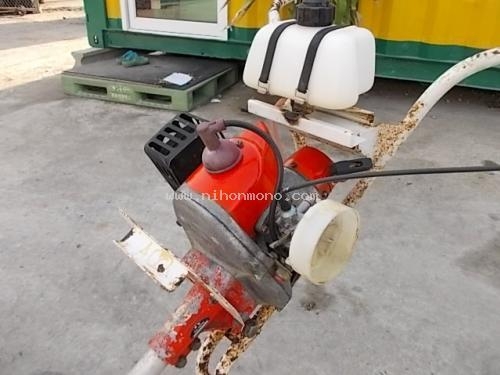 ราคาพิเศษ!! เครื่องกำจัดวัชพืชในร่องข้าว KIORITZ  PC-501E เพียง 8,000 บาท รหัสสินค้า : 80803128 www.nihonmono.com