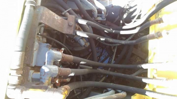 ขาย SUMITOMO  SH120A1  เก่าญี่ปุ่นแท้...แทรค 70  มีลายแย๊ก  เครื่องปั๊มดี  ลองระบบกันได้ทุกวัน  โทร  089-3818694  ดวงนภา