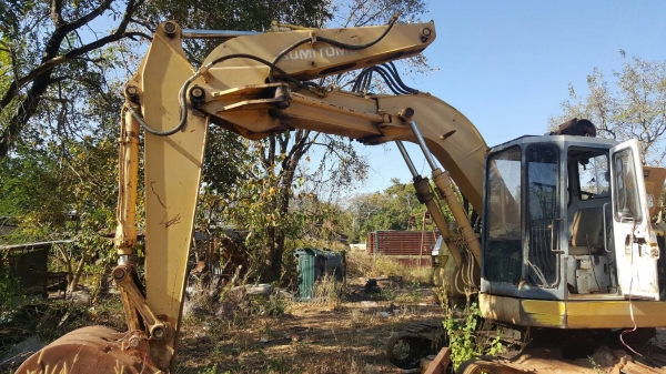 ขายตามสภาพ ให้ไปซ่อมเอง แบคโฮ SUMITOMO 145U1 เครื่องสตาร์ทติด ตัวเดินมีให้ครบ ราคาต่อรองได้