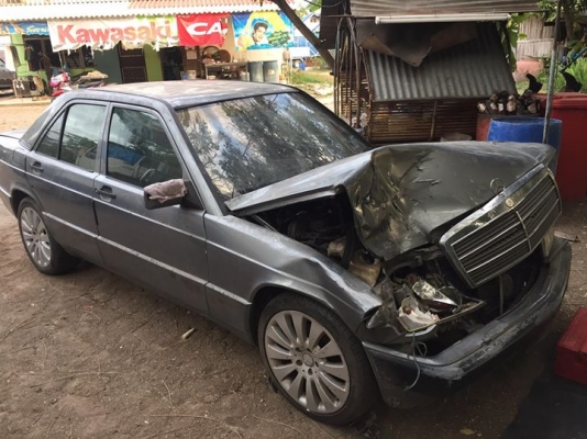 ระเบิดอะไหล่ benz 190e