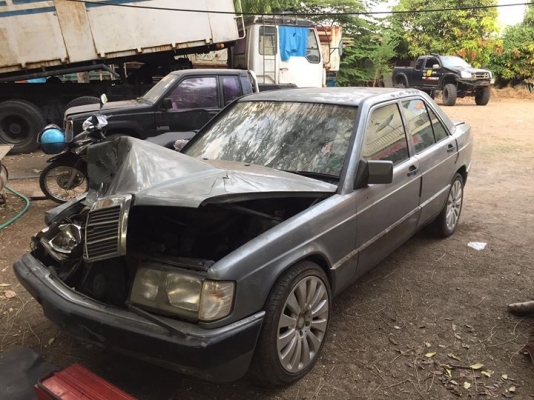 ระเบิดอะไหล่ benz 190e