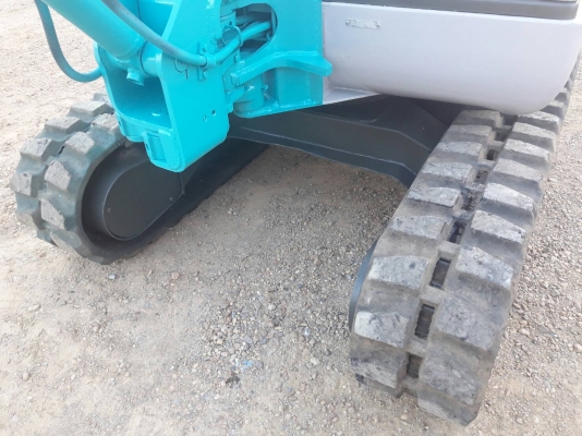 ขายรถแบคโฮ KOBELCO SK020  แทรคยาง คอนโทลสั้น ปั๊มนิ้ว รถนอกนำเข้า  ติดต่อ 098-7962549