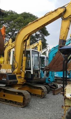 ต้องการขายรถขุดยี่ห้อ KOMATSU-PC60-5รถนอกนำเข้าจากญี่ปุ่น