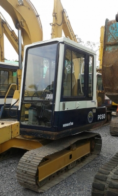 ต้องการขายรถขุดยี่ห้อ KOMATSU-PC60-5รถนอกนำเข้าจากญี่ปุ่น