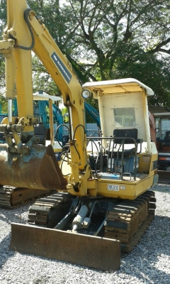 ต้องการขายรถขุดยี่ห้อ KOMATSU-PC20-2รถนอกนำเข้าจากญี่ปุ่น