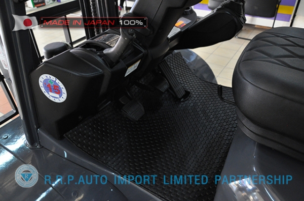 ขายรถโฟล์คลิฟท์มือสอง TOYOTA รุ่น 8FD20-35328 นำเข้าจากประเทศญี่ปุ่น 100\% ไม่เคยใช้งานในไทย