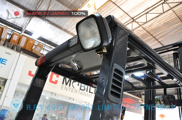 ขายรถโฟล์คลิฟท์มือสอง TOYOTA รุ่น 8FD20-35328 นำเข้าจากประเทศญี่ปุ่น 100\% ไม่เคยใช้งานในไทย