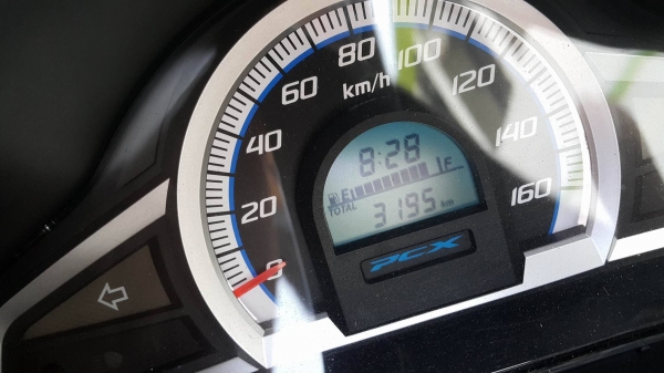 Pcx 2015 วิ่งน้อย แต่งเยอะ สวยจัดเลยครับ Pcx 2015 วิ่งน้อย แต่งเยอะ สวยจัดเลยครับ