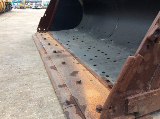 รถตัก Kawasaki รุ่น 85ZV รุ่นล่าสุดจากญี่ปุ่น ใช้งาน 5 พันกว่าชั่วโมง ราคาไม่แพงครับ