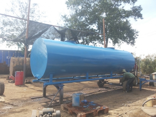 ถังน้ำมันขนาด 11000 ลิตรแบ่งสองห้องแยกน้ำมันได้ ถังน้ำมันขนาด 11000 ลิตรแบ่งสองห้องแยกน้ำมันได้