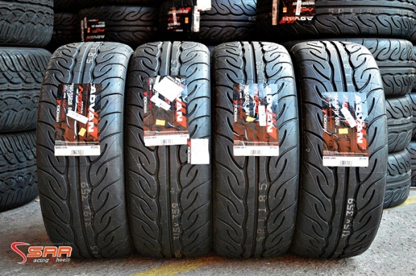 YOKOHAMA AD08R 195/55R15