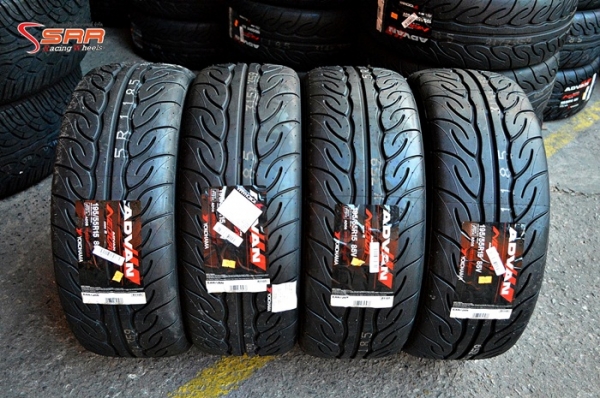 YOKOHAMA AD08R 195/55R15