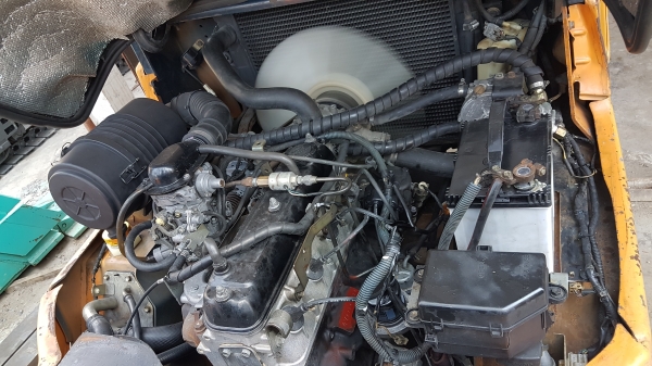 ขายด่วนรถยก TOYOTA 7FGยก2.5ตันเสาสูง4เมตรยางตัน4เส้นรถนอกเพิ่งเข้ามายังไม่เคยใช้งานในเมืองไทยเลย