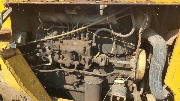 ขาย รถตัก CASE เกียร์ทอค 4WD รถจอดไว้ไม่ค่อยได้ใช้งาน น้ำมันรั่วต้องเช็คระบบซีลกระบอก ราคาต่อรองได้ครับ