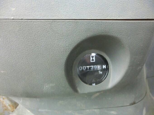 ขายHITACHI EX200-5  เก่าญี่ปุ่น  มาใหม่  สภาพสวยมากๆ   แทรค 80  ใช้งานมาแค่  1,XXX  ชั่วโมง  ลองระบบกันได้ทุกวัน