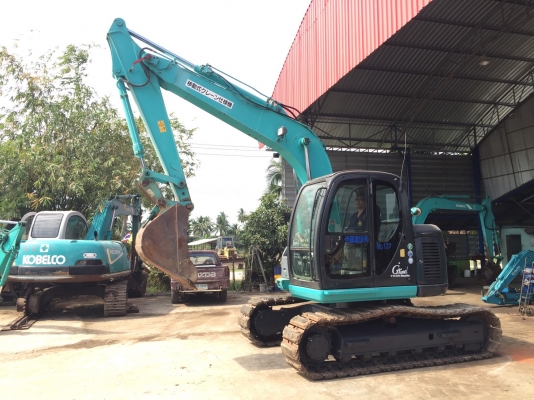 ขาย KOBELCO SK115SR  มาใหม่ สภาพสวย     พร้อมใช้  สนใจโทร 089-7462641 สุวรรณีจ้า