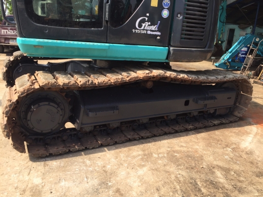 ขาย KOBELCO SK115SR  มาใหม่ สภาพสวย     พร้อมใช้  สนใจโทร 089-7462641 สุวรรณีจ้า