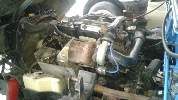 ขายรถ6ล้อ115เทอร์โบติดเครน2.5 2ปลอก3ชักท้องV ยาว5ม. ยางดี ครัชชีสวย แอร์เย็น ทะเบียนเต็ม ขายรถ6ล้อ115เทอร์โบติดเครน2.5 2ปลอก3ชักท้องV ยาว5ม. ยางดี ครัชชีสวย แอร์เย็น ทะเบียนเต็ม