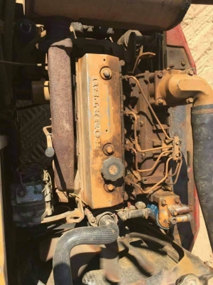 ขาย 295,000 KOMATSU  PC 60-5  เครื่องดี ปั้มแรง เอวแน่น ช่วงล่างดี รถพร้อมใช้มาก  รถอยู่ จ.กาฬสินธุ์ โทร 090-772-3710 090-772-3708