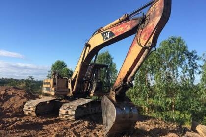 ขาย 295,000 SUMITOMO 2800 F 2  เครื่อง 6BD1TURBO ปั้ม K3V โช่พอใช้ เอวแน่น รถใช้งานอยู่ รถอยู่ จ.สกลนคร  090-772-3710 090-772-3708