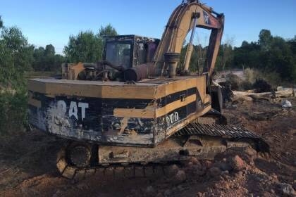 ขาย 295,000 SUMITOMO 2800 F 2  เครื่อง 6BD1TURBO ปั้ม K3V โช่พอใช้ เอวแน่น รถใช้งานอยู่ รถอยู่ จ.สกลนคร  090-772-3710 090-772-3708