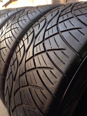 ยาง NITTO nt420s 265-50-20 ปี 13 ครบชุด 4 เส้น 5500  สภาพสวยๆไม่บวมไม่กินข้าง ดอกยางเหลือเยอะเอาไปวิ่งกันใด้อีกยาวค่ะ