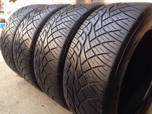 ยาง NITTO nt420s 265-50-20 ปี 13 ครบชุด 4 เส้น 5500  สภาพสวยๆไม่บวมไม่กินข้าง ดอกยางเหลือเยอะเอาไปวิ่งกันใด้อีกยาวค่ะ