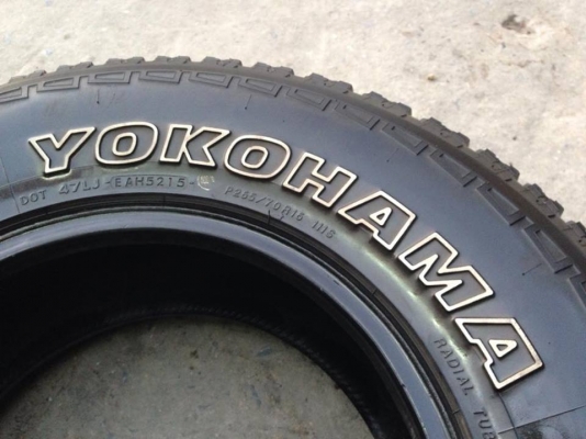 ยาง YOKOHAMA 265-70-16 ปี 15 ครบชุด 4 เส้น 8000 สภาพสวยๆไม่มีปะไม่บวมไม่กินข้าง ดอกยางเหลือเยอะเอาไปวิ่งกันใด้อีกยาวค่ะ ยาง YOKOHAMA 265-70-16 ปี 15 ครบชุด 4 เส้น 8000 สภาพสวยๆไม่มีปะไม่บวมไม่กินข้าง ดอกยางเหลือเยอะเอาไปวิ่งกันใด้อีกยาวค่ะ