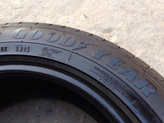 ยาง GOOD YEAR 205-55-16 ปี 15 ครบชุด 4 เส้น 3500  สวยๆไม่บวมไม่กินข้างดอกยางเหลือเยอะเอาไปวิ่งกันใด้อีกยาวค่ะ