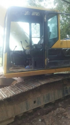 KOMATSU PC200-5 KOMATSU PC200-5