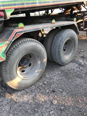 ขาย 2,650,000 ISUZU360 แรงปี 55  วิ่ง 28x,xxx กม. แม่ลูกดั้มอู่เปียก ลูกสามคาน รถพร้อมใช้ เอกสารเล่มทะเบียน. รถอยู่ จ.นครปฐม  090-772-3710 090-772-3708