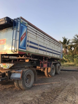 ขาย 2,650,000 ISUZU360 แรงปี 55  วิ่ง 28x,xxx กม. แม่ลูกดั้มอู่เปียก ลูกสามคาน รถพร้อมใช้ เอกสารเล่มทะเบียน. รถอยู่ จ.นครปฐม  090-772-3710 090-772-3708