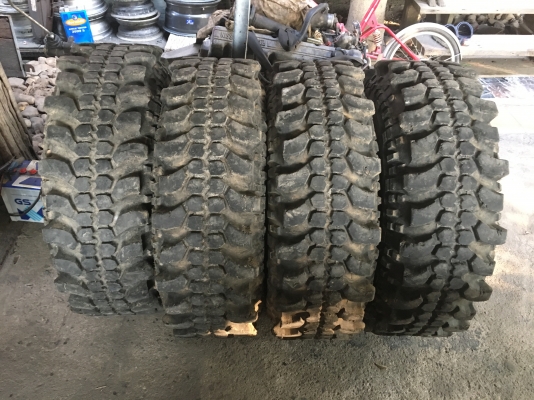 ขายยางรถยนต์ไซแม็กตะขาบ