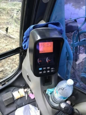 KOBELCO SK200 MARK 8 KOBELCO SK200 MARK 8