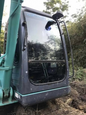 KOBELCO SK200 MARK 8 KOBELCO SK200 MARK 8
