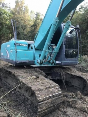 KOBELCO SK200 MARK 8 KOBELCO SK200 MARK 8