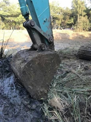 KOBELCO SK200 MARK 8 KOBELCO SK200 MARK 8