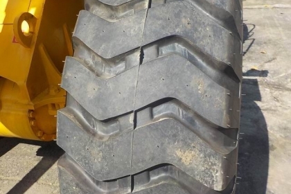 ขายรถตักล้อยาง KOMATSU WA380-3 (สภาพดี ราคาถูกถูก)